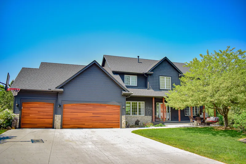 A new exterior palette in Apple Valley